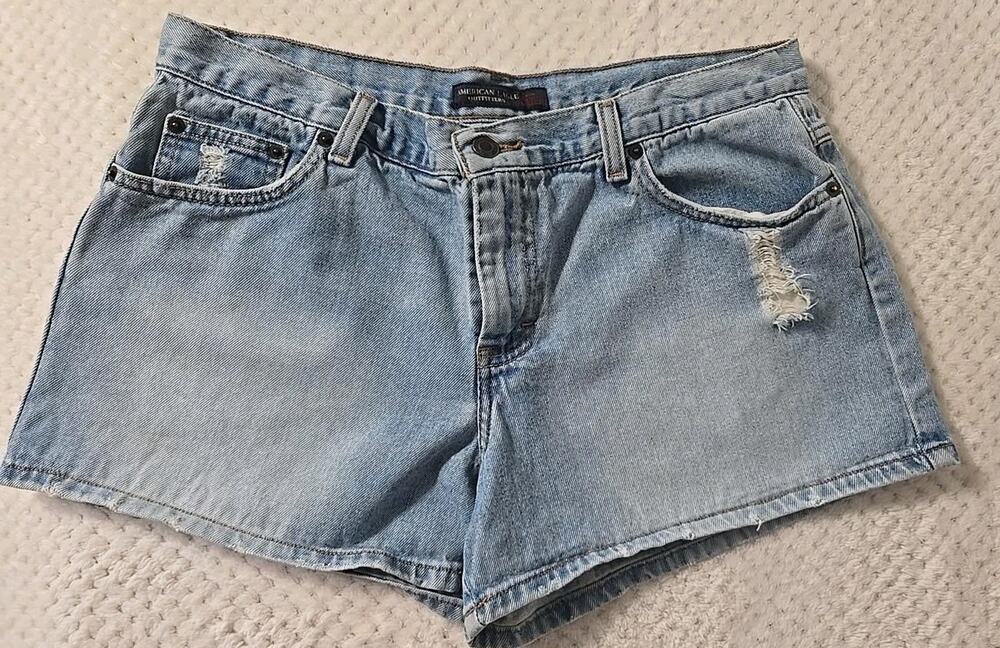 American Eagle Womens Size 12 Denim Shorts High Rise Light Wash Distressed Jean